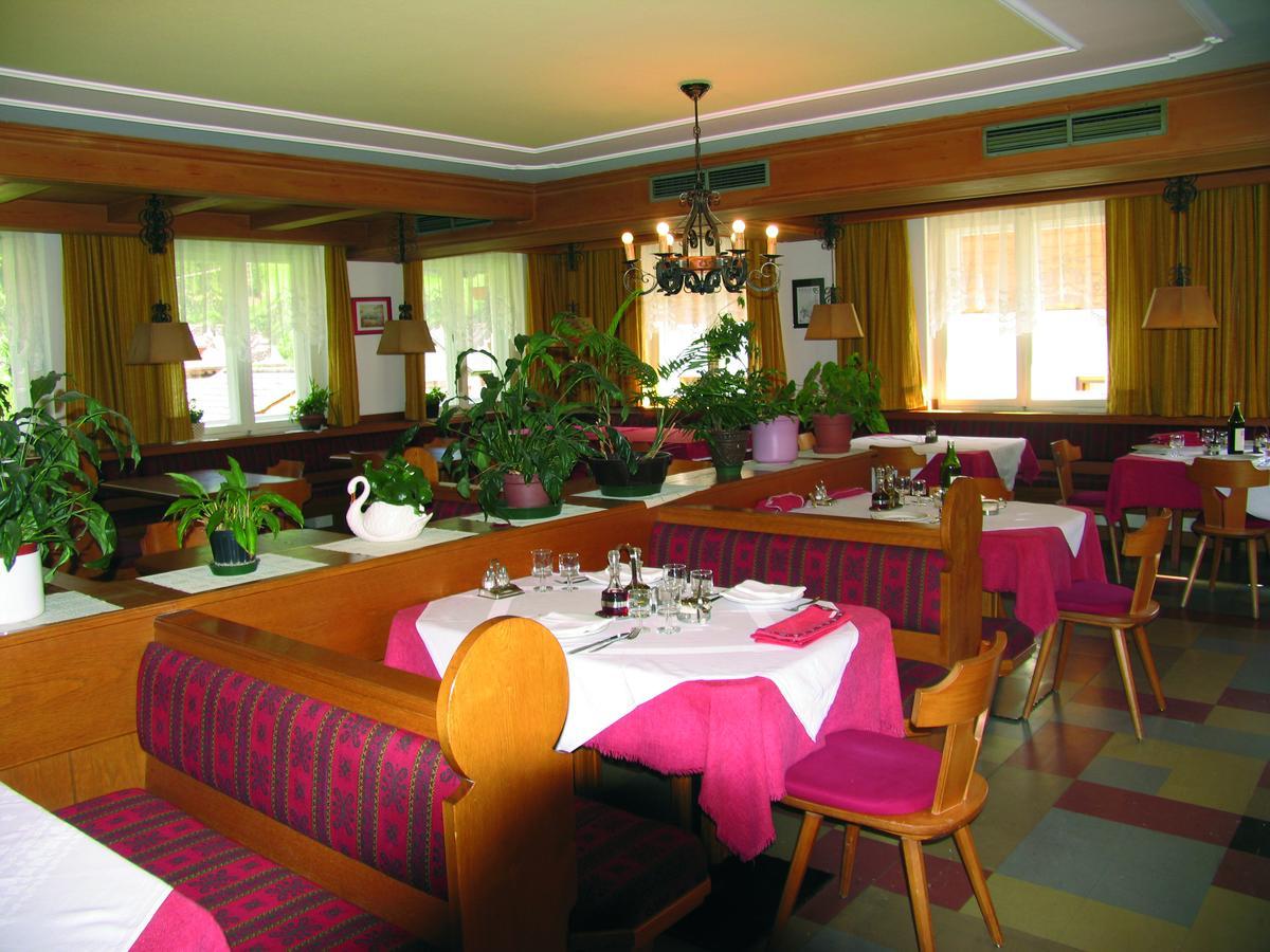 Hotel Bruggerwirt Anterselva di Mezzo Exterior foto